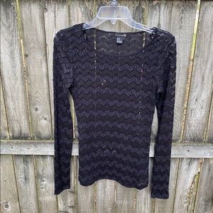 FOREVER 21 LACE LONG SLEEVE